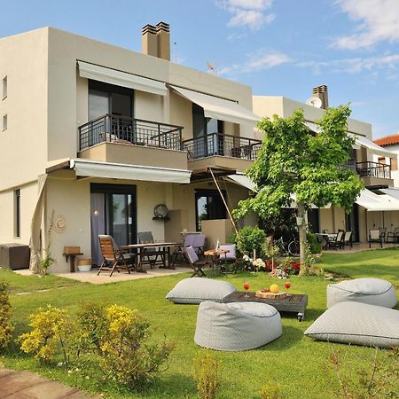 Seathon Seafront Beach Villa In Kalamitsi Eksteriør billede
