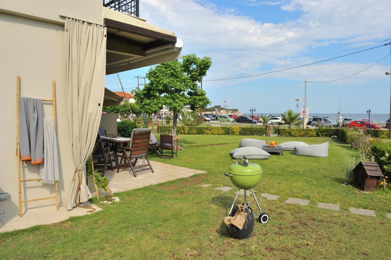 Seathon Seafront Beach Villa In Kalamitsi Eksteriør billede