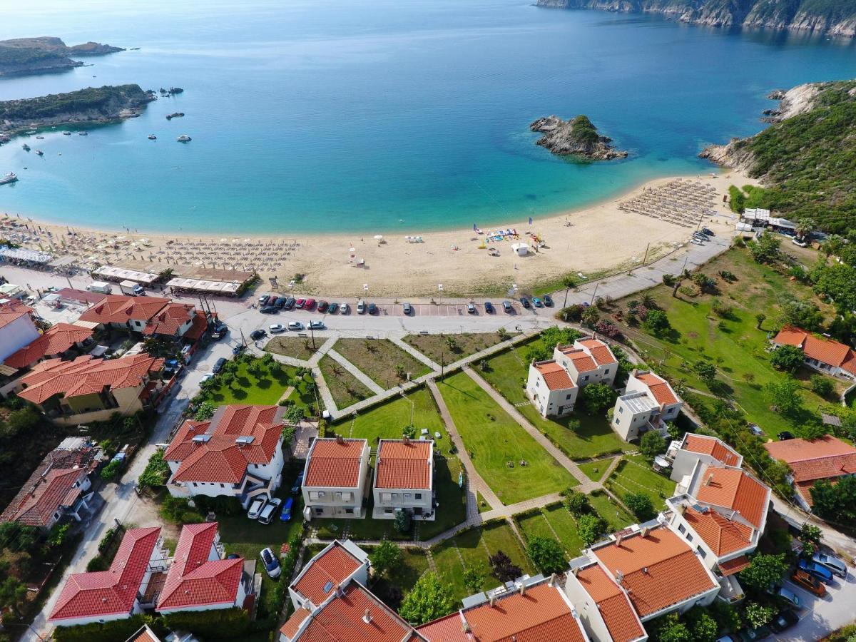 Seathon Seafront Beach Villa In Kalamitsi Eksteriør billede